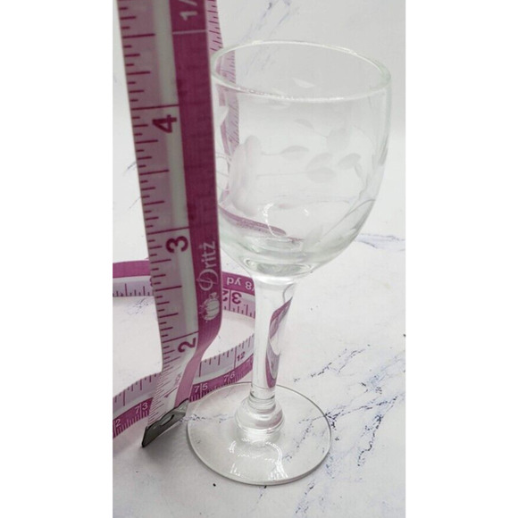 Set of 4 Vintage Etched Crystal Cordial Liquor Glasses Four Inch Stemware - Picture 10 of 11